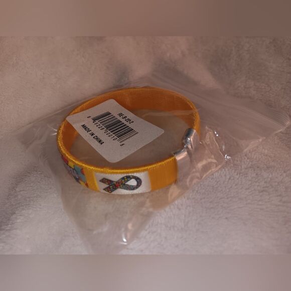 Adult Yellow Autism Awareness Bangle Bracelet New Without Tags - Picture 2 of 8